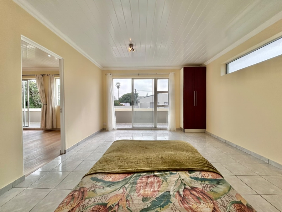 To Let 2 Bedroom Property for Rent in Zeekoevlei Western Cape